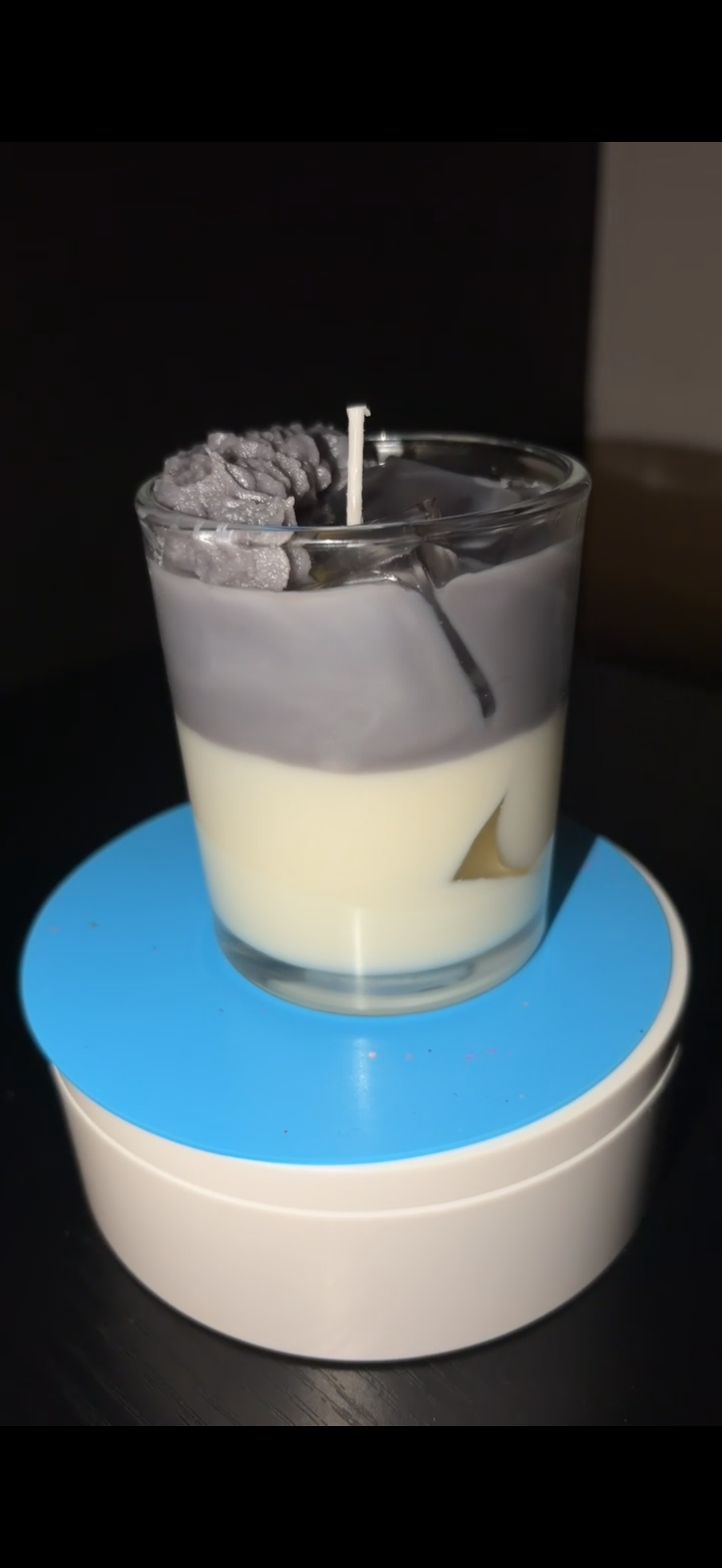 Mahogany Candle ￼