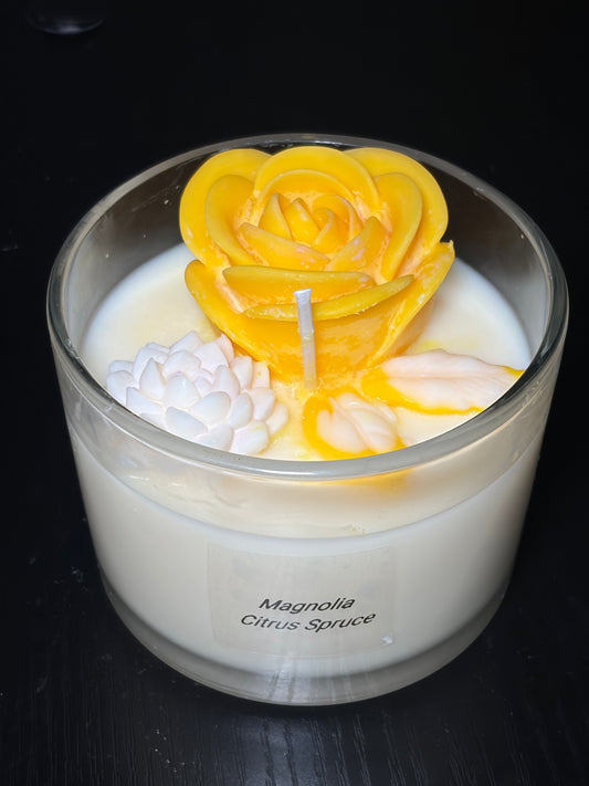 Magnolia
Citrus Spruce Candle