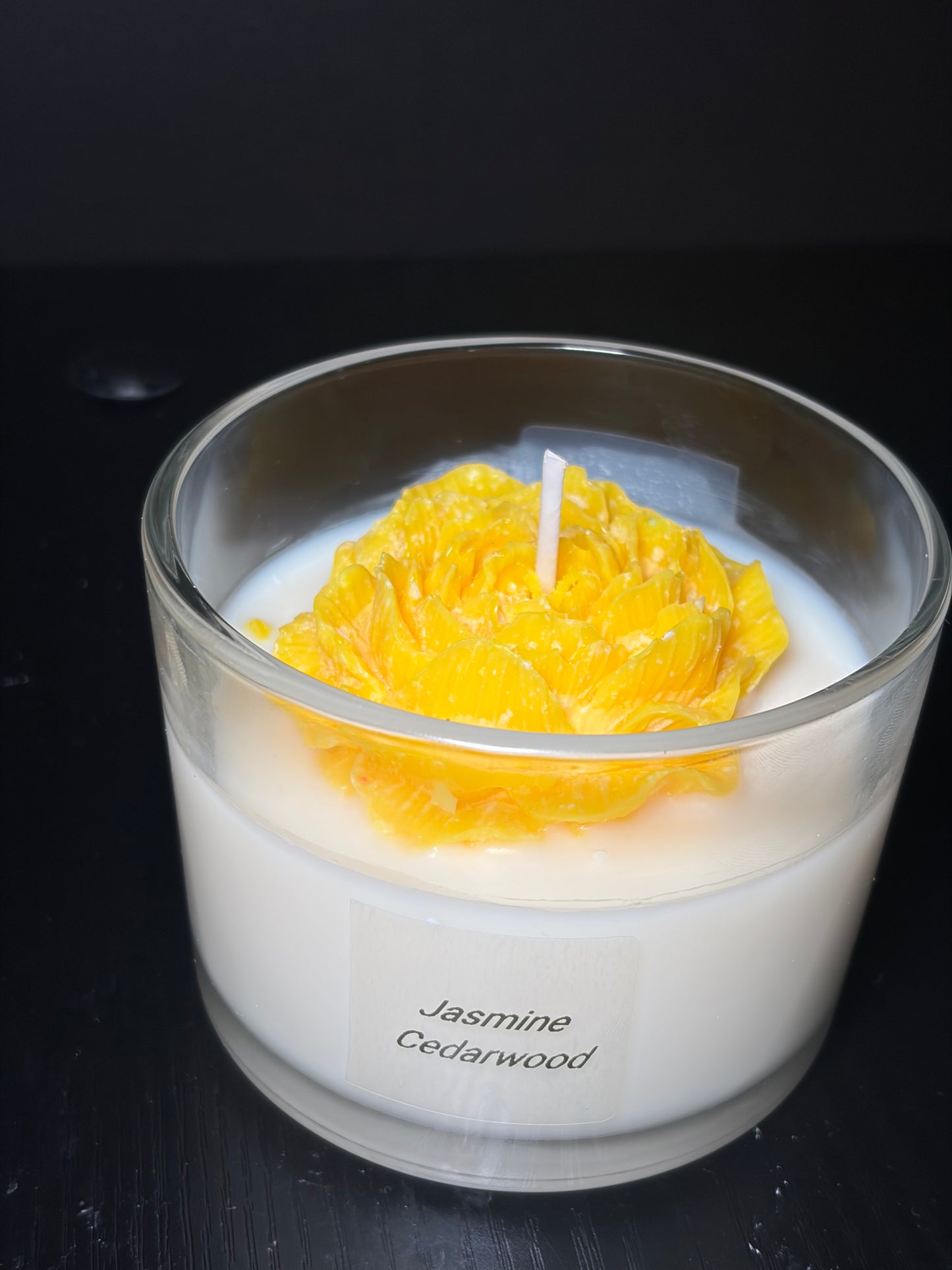 Jasmine
Cedarwood Candle