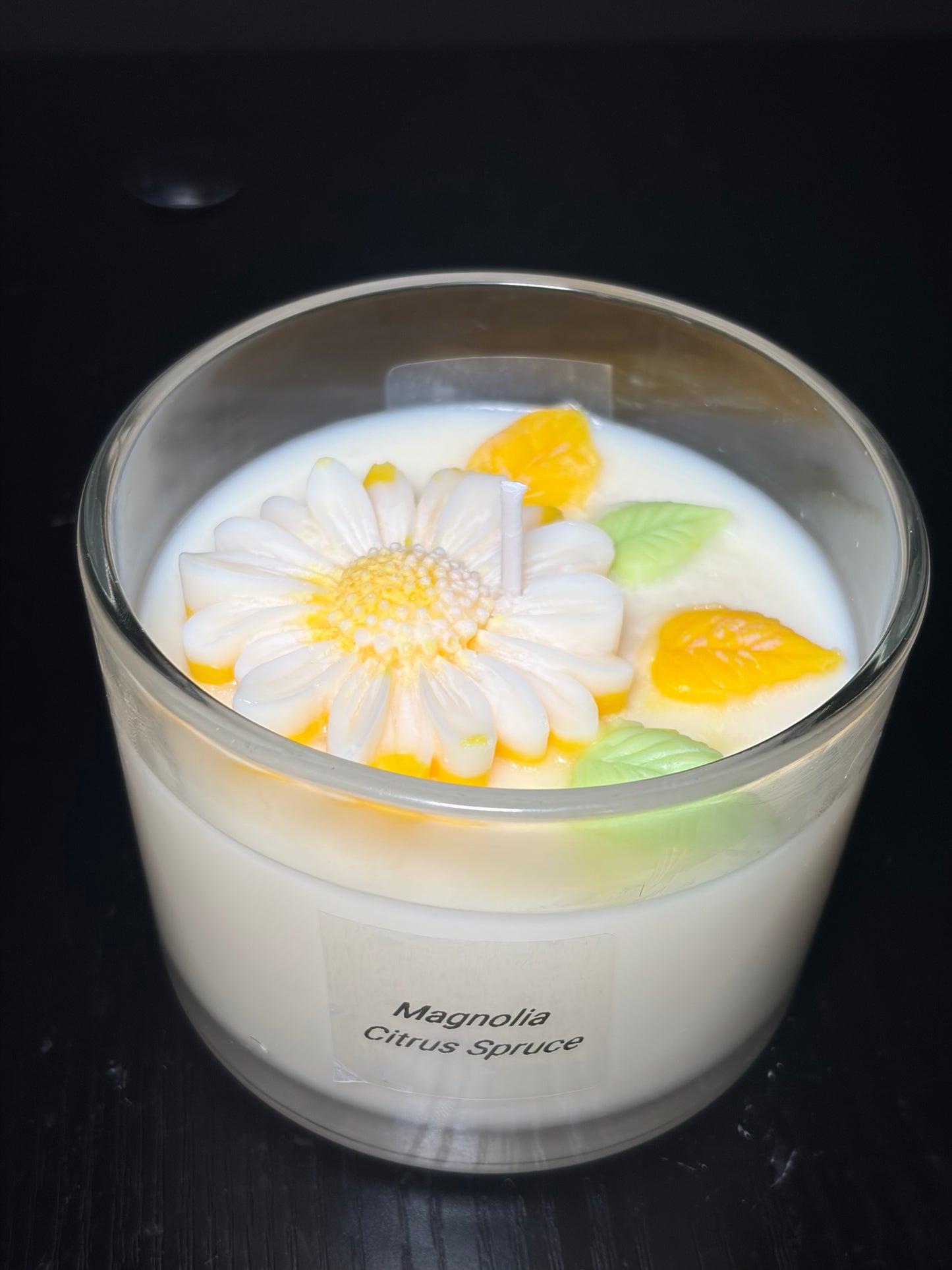 Magnolia
Citrus Spruce Candle